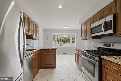 11817 Becket Street, Potomac, MD 20854 - Photo 5
