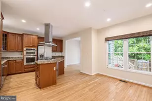 467 Winding Rose Dr, Rockville, MD 20850 - Photo 19