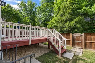 467 Winding Rose Dr, Rockville, MD 20850 - Photo 27