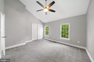 18613 Village Fountain Dr, Gaithersburg, MD 20874 - Photo 15