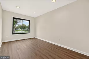 9915 Ridgeline Dr, Gaithersburg, MD 20886 - Photo 19