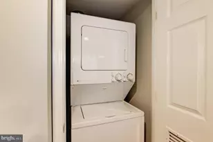 11710 Old Georgetown, North Bethesda, MD 20852 - Photo 9