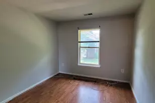 7908 Pearlbush Dr, Gaithersburg, MD 20879 - Photo 13