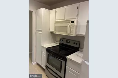 7908 Pearlbush Drive #301, Gaithersburg, MD 20879 - Photo 5