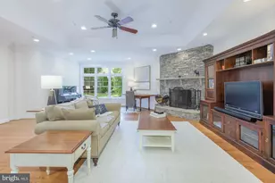5601 Vernon Pl, Bethesda, MD 20817 - Photo 9