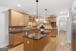 10807 Hidden Trail Ct, Potomac, MD 20854 - Photo 11
