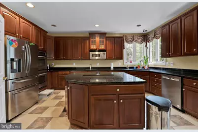 15004 Quince Orchard, North Potomac, MD 20878 - Photo 33