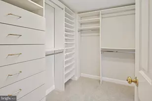 10401 Grosvenor Pl, Rockville, MD 20852 - Photo 53