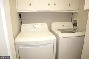 10401 Grosvenor Pl, Rockville, MD 20852 - Photo 55
