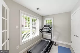 638 Raven Ave, Gaithersburg, MD 20877 - Photo 9