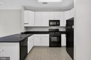 8045 Newell St, Silver Spring, MD 20910 - Photo 5