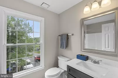 8101 Chelaberry Court, Gaithersburg, MD 20879 - Photo 27