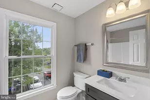 8101 Chelaberry Ct, Gaithersburg, MD 20879 - Photo 27