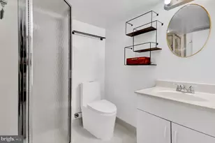 6020 Broad St, Bethesda, MD 20816 - Photo 35