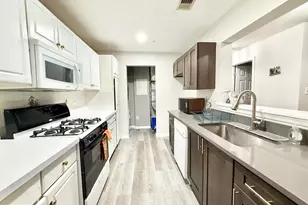10019 Vanderbilt Cir, Rockville, MD 20850 - Photo 5