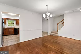 11017 Cedarwood Dr, Rockville, MD 20852 - Photo 9