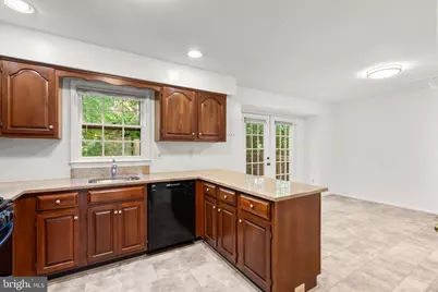 11017 Cedarwood Drive, Rockville, MD 20852 - Photo 11