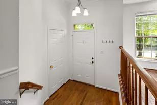 11017 Cedarwood Dr, Rockville, MD 20852 - Photo 3