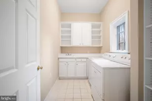 6723 Honesty Dr, Bethesda, MD 20817 - Photo 35