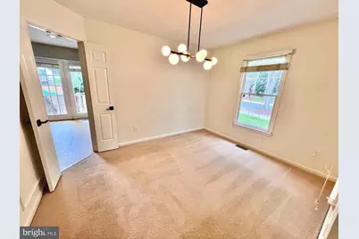 8527 Fountain Valley Drive, Montgomery Village, MD 20886 - Photo 9