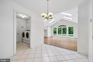 9720 Wilden Ln, Potomac, MD 20854 - Photo 27