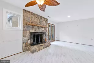 9652 Marston Ln, Gaithersburg, MD 20886 - Photo 7