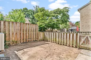 9652 Marston Ln, Gaithersburg, MD 20886 - Photo 23