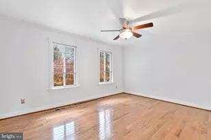 9652 Marston Ln, Gaithersburg, MD 20886 - Photo 13