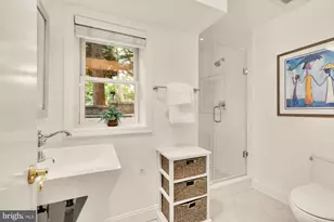 10914 Montrose Ave, Garrett Park, MD 20896 - Photo 37