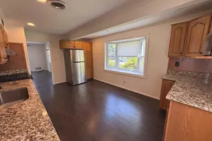 721 Crabb Ave, Rockville, MD 20850 - Photo 5