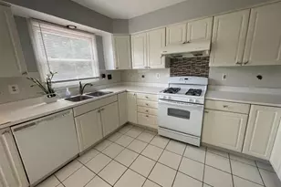 10136 Treble Ct, Rockville, MD 20850 - Photo 7