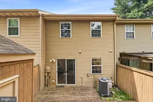 15711 Ambiance Dr, North Potomac, MD 20878 - Photo 29