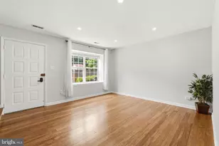 15711 Ambiance Dr, North Potomac, MD 20878 - Photo 5