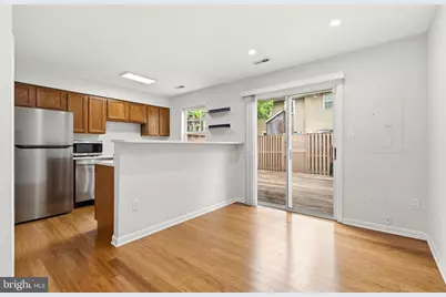 15711 Ambiance Drive, North Potomac, MD 20878 - Photo 9