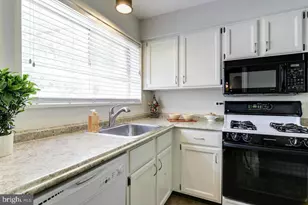 10667 Montrose Ave, Bethesda, MD 20814 - Photo 9