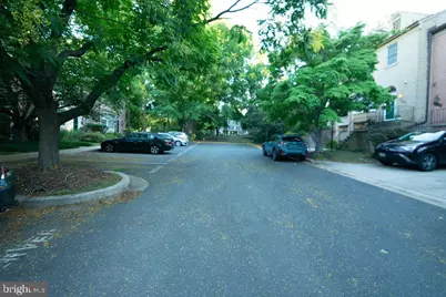 323 Lynn Manor Drive, Rockville, MD 20850 - Photo 3