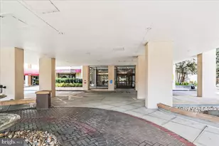 5500 Friendship Blvd, Chevy Chase, MD 20815 - Photo 37