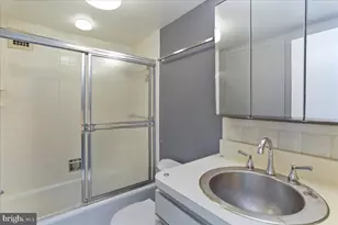 5500 Friendship Blvd, Chevy Chase, MD 20815 - Photo 21