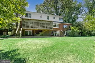 7001 Longwood Dr, Bethesda, MD 20817 - Photo 23