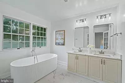 3009 Windy Knoll Court, Rockville, MD 20850 - Photo 17