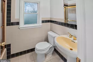 5915 Ryland Dr, Bethesda, MD 20817 - Photo 17