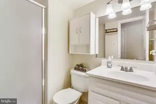 12405 Braxfield Ct, Rockville, MD 20852 - Photo 17
