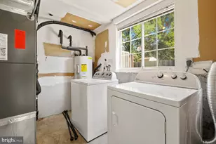 7700 Mineral Springs Dr, Gaithersburg, MD 20877 - Photo 25