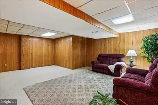 15709 Indianola Dr, Rockville, MD 20855 - Photo 49