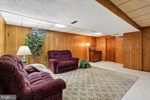 15709 Indianola Dr, Rockville, MD 20855 - Photo 47