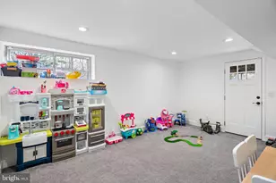 608 Winona Ct, Silver Spring, MD 20902 - Photo 45