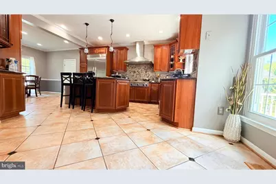 11610 Seneca Forest Circle, Germantown, MD 20876 - Photo 11