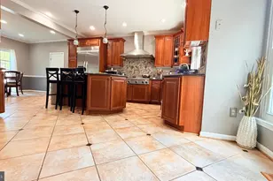 11610 Seneca Forest Cir, Germantown, MD 20876 - Photo 11