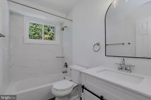 5115 Brentford Dr, Rockville, MD 20852 - Photo 25