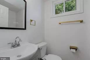 5115 Brentford Dr, Rockville, MD 20852 - Photo 31